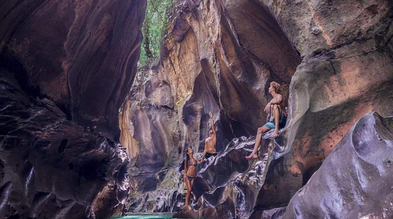 Canyoneering di Beji Guwang Canyon