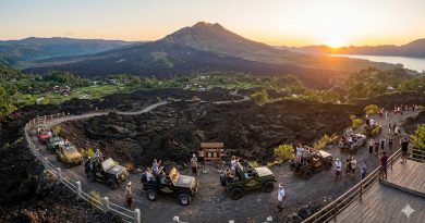 Trekking “Black Lava” Gunung Batur