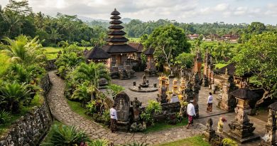 Pura Pusering Jagat Pejeng